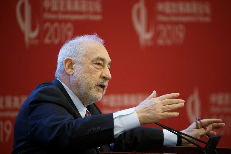 Stiglitz.jpg