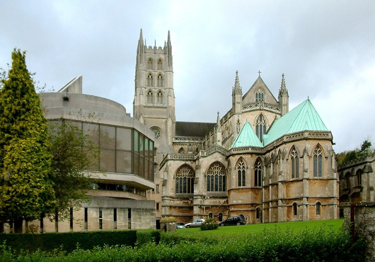 1280px-Downside_abbey2-2.jpg