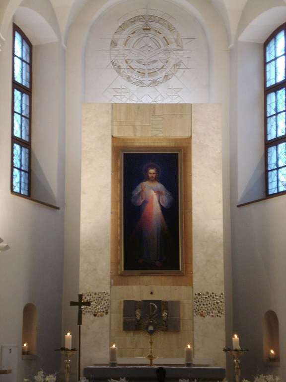 800px-Divine_Mercy_Sanctuary_in_Vilnius4.jpg