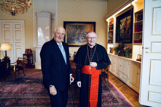 Kardinalstatssekretær Pietro Parolin i audiens hos kong Harald fredag 17. januar 2025. 