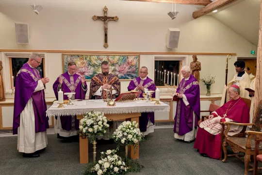 50-årsjubileet for biskop Gerhard Schwenzers bispevigsel, Grefsen, 7. desember 2025. 