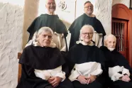 Brødrene i St. Dominikus kloster anno november 2021: fr. Arne Fjeld, fr. Jon Atle Wetaas, fr. Gérard-Marie Ketterer, fr. Joseph Mulvin og fr. Ellert Dahl. 