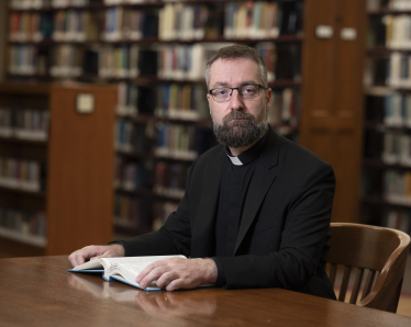 Mgr. Fredrik Hansen