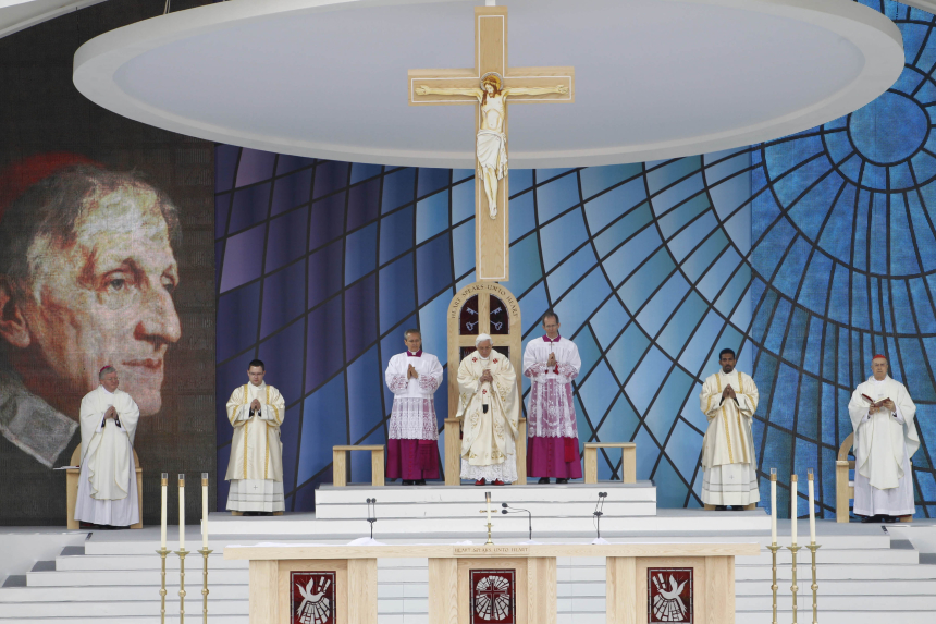 Pave Benedikt XVI leder saligkåringen av kardinal Newman i England