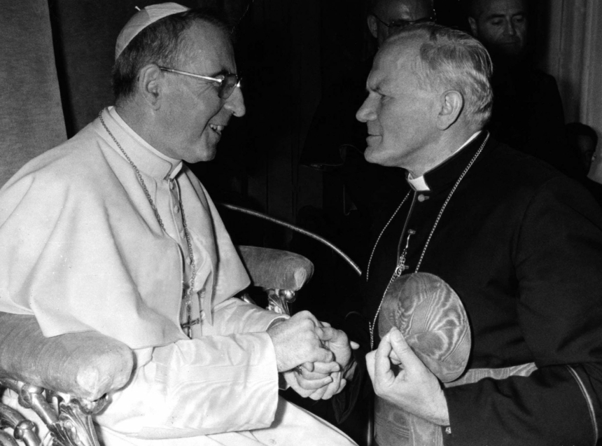 Pave Johannes Paul I hilser på kardinal Karol Wojtyla